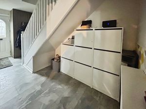 Photo 8- click for photo gallery